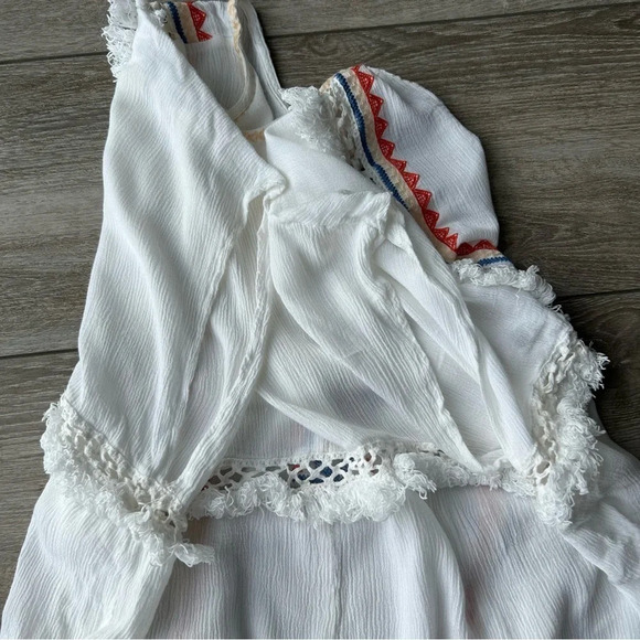 Australian Designer Suboo Embroidered Boho Blouse With Fringe - Picture 12 of 13